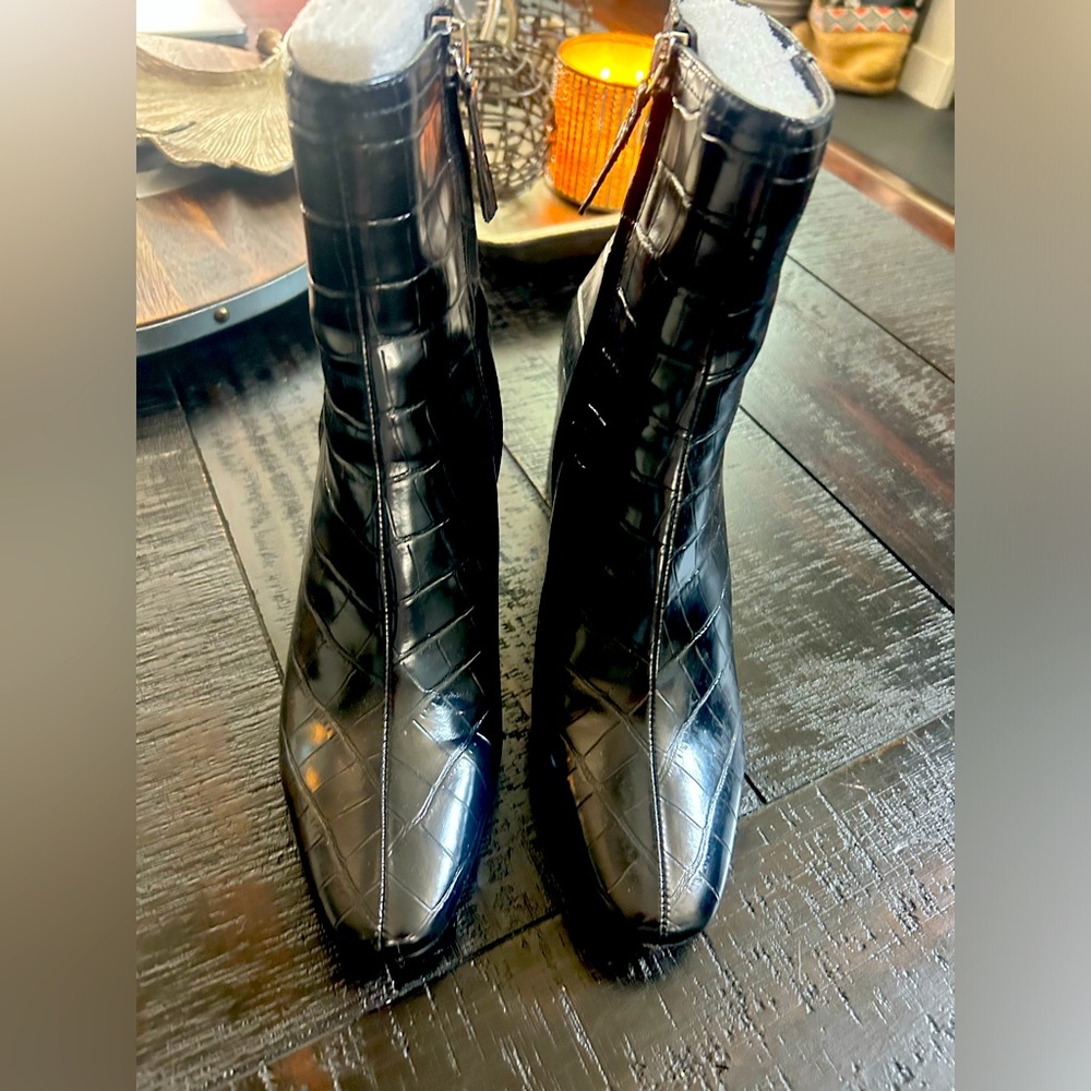 Steve Madden Size 8 Women’s Boot